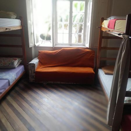 Vila Santa Eulalia Hostel Пелотас Экстерьер фото