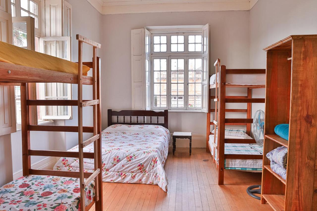 Vila Santa Eulalia Hostel Пелотас Экстерьер фото