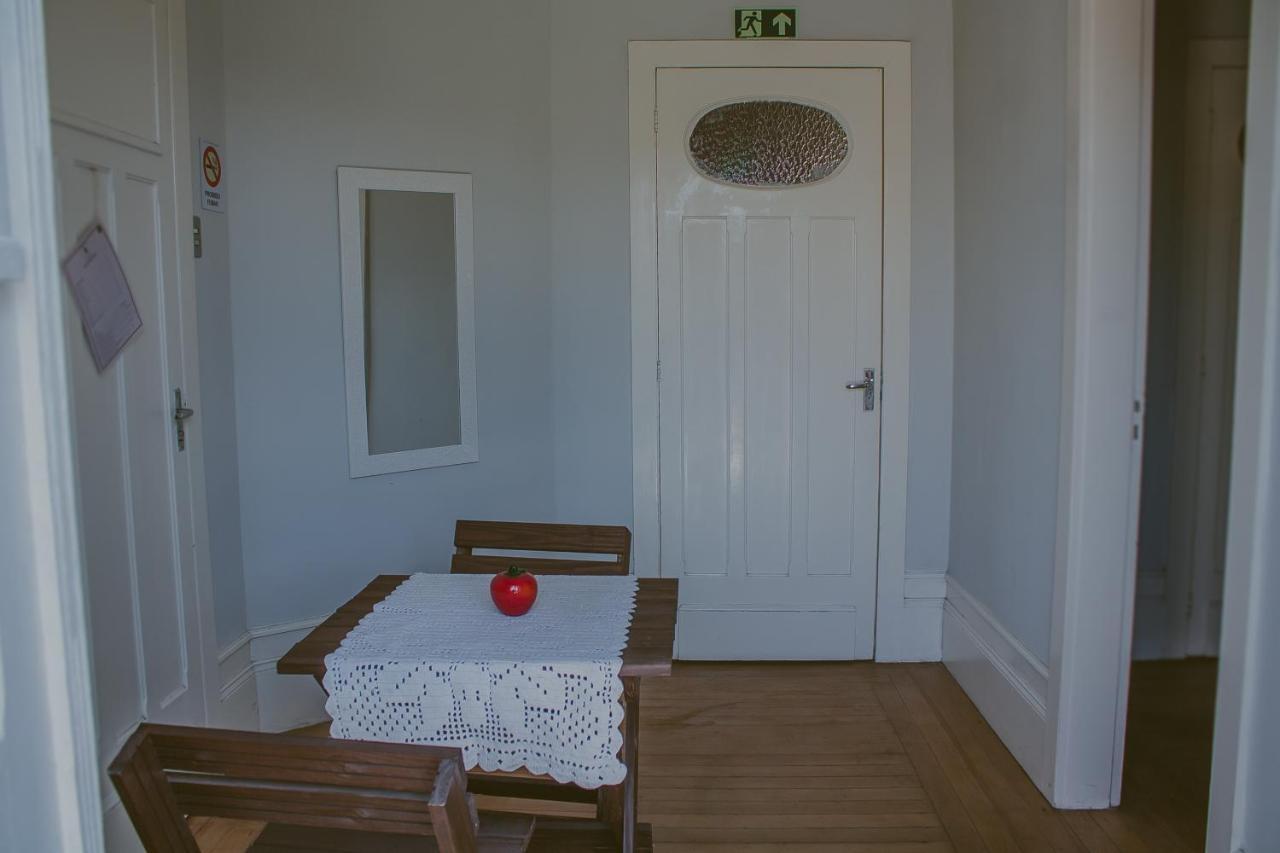 Vila Santa Eulalia Hostel Пелотас Экстерьер фото