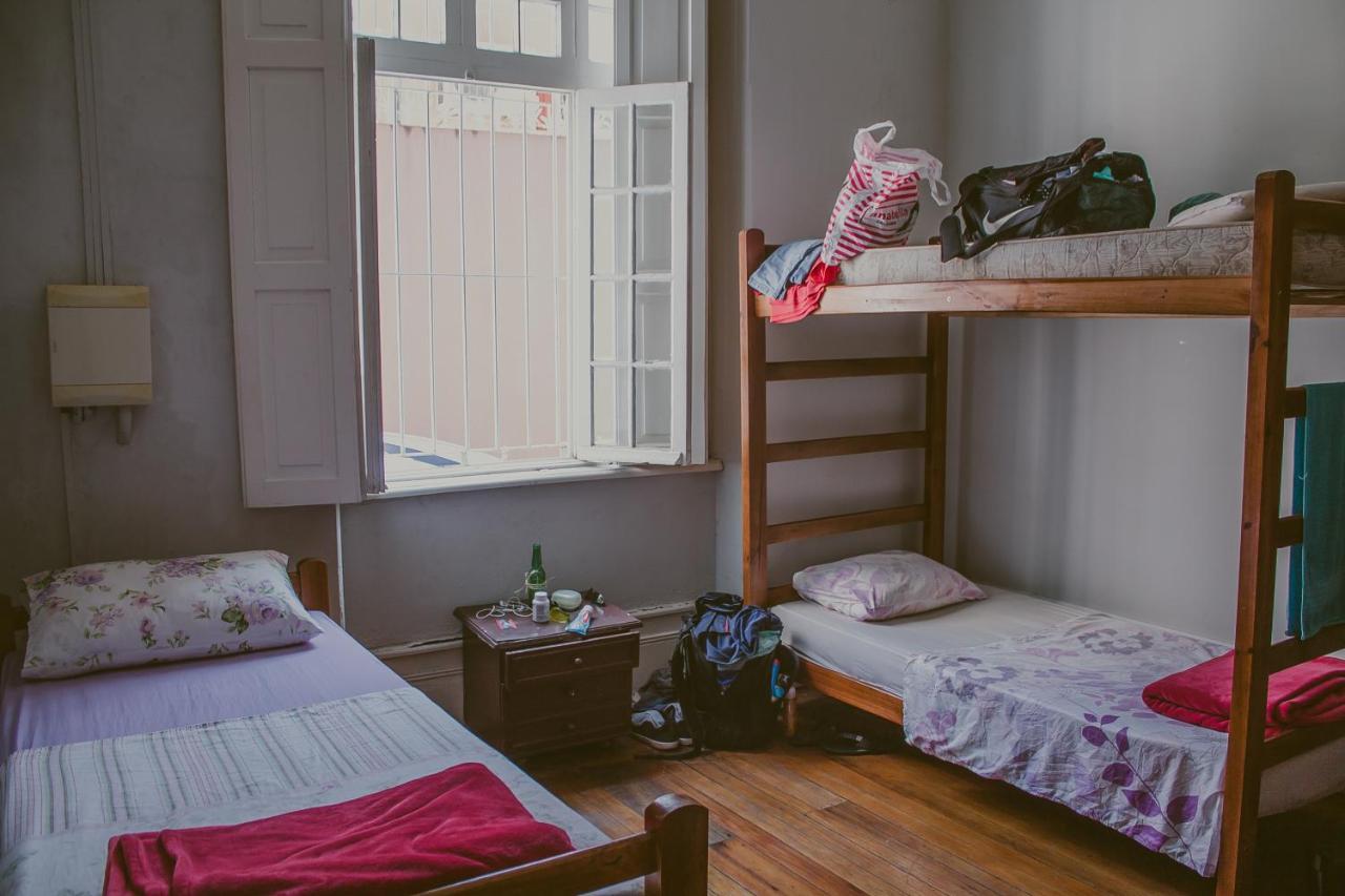 Vila Santa Eulalia Hostel Пелотас Экстерьер фото
